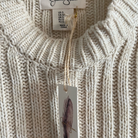 Jessica Simpson Cream Ribbed Sweater - Picture 4 of 4